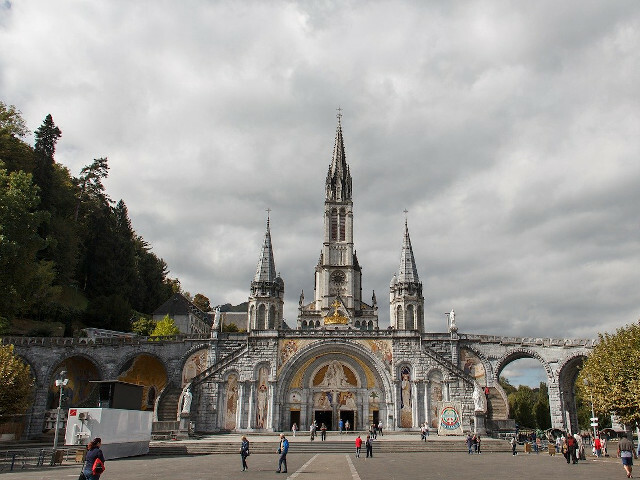 Viaggio a Lourdes